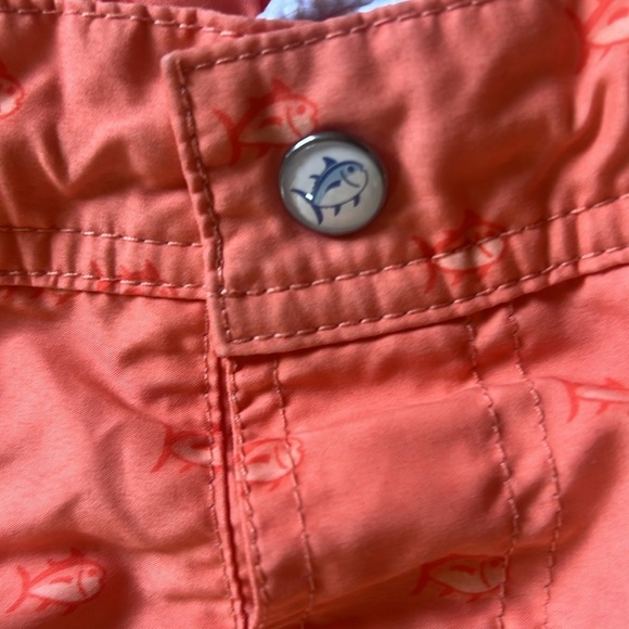 Southern Tide water short corral S. Very good condition snap and Velcro - Picture 12 of 12